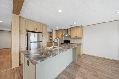 Welcome to 536 Zebra Drive, where modern design, quality - photo 11