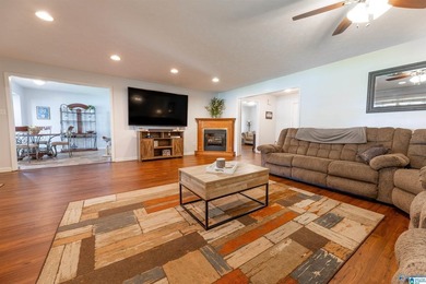 WATERFRONT LIVING at Its Best! This beautiful 4-bedroom, 4 bath - photo 14
