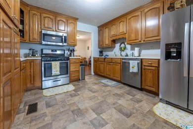 WATERFRONT LIVING at Its Best! This beautiful 4-bedroom, 4 bath - photo 21