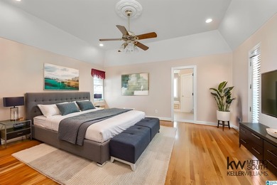 PRICED UNDER COMPS- Do not miss this great buy on Lay Lake. This - photo 37