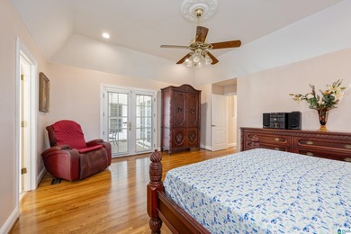 PRICED UNDER COMPS- Do not miss this great buy on Lay Lake. This - photo 40