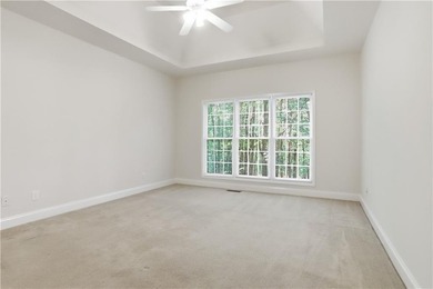 Check out 940 Cider Ridge Ct, a residence arranged for everyday - photo 4