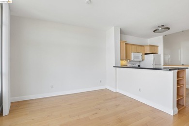 Welcome to 1 Lakeside Drive, Unit 1608, Oakland, CA 94612, a - photo 13