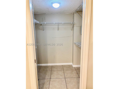 Highly sought-after Horizons West FIRST FLOOR 1 bedroom / 1.5 - photo 13