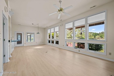 New price creates an exceptional opportunity for buyers to bring - photo 4