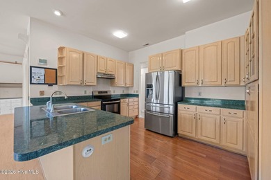 New price creates an exceptional opportunity for buyers to bring - photo 8