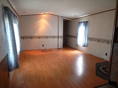 1986 Zimmer Duke mobile home in Fairview Estates 55+ community - photo 7