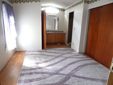 1986 Zimmer Duke mobile home in Fairview Estates 55+ community - photo 9