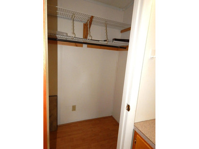 1986 Zimmer Duke mobile home in Fairview Estates 55+ community - photo 10