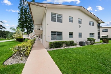 First-floor, easy-access 1-bedroom, 1-bathroom condo located in - photo 17