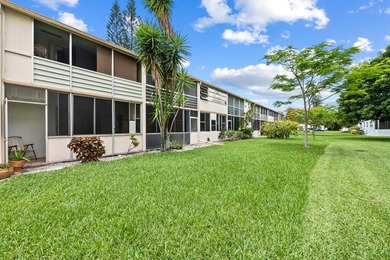 First-floor, easy-access 1-bedroom, 1-bathroom condo located in - photo 20