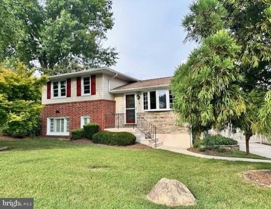 (private lake, pond, coastal) Home For Sale in Lutherville Timonium Maryland
