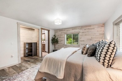 Two beautifully remodeled residences. Nearly five private acres - photo 25