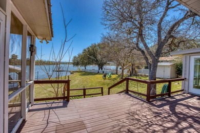 Welcome to 110 Bluebonnet Circle and experience lake living at - photo 29