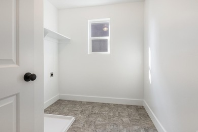 PLAN: Pineview(2)2800. Sample @ Coming Soon. PHOTO: - photo 10