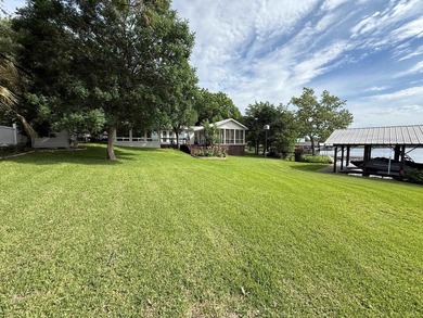 Welcome to 110 Bluebonnet Circle and experience lake living at - photo 33