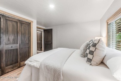 Two beautifully remodeled residences. Nearly five private acres - photo 35
