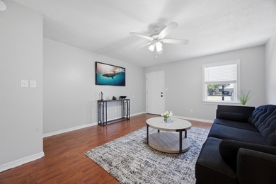 Townhouse price to sell...Located in Shalimar at 145 4th Avenue - photo 13