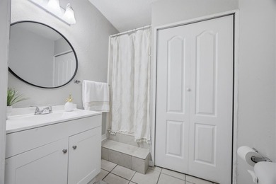 Townhouse price to sell...Located in Shalimar at 145 4th Avenue - photo 16