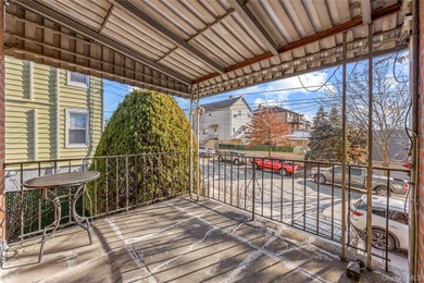 Welcome home to this inviting brick semi-attached single-family - photo 16