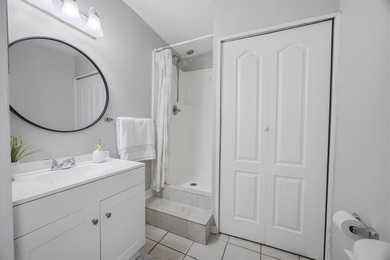 Townhouse price to sell...Located in Shalimar at 145 4th Avenue - photo 17