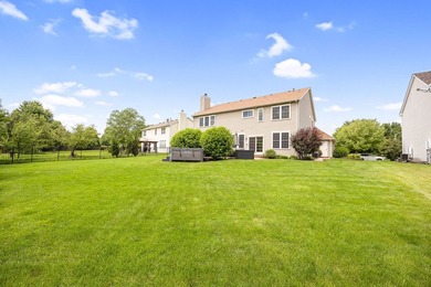 Located in acclaimed Naperville School District 204 and served - photo 32