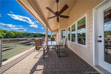 Move right in and start enjoying the lake! This turn-key - photo 36
