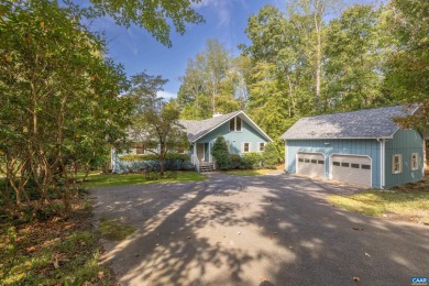 Lake Home For Sale in Palmyra, Virginia