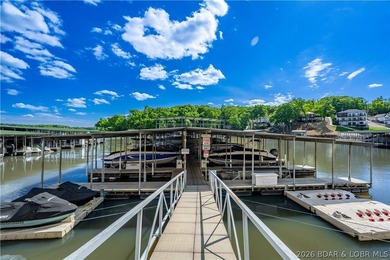 Move right in and start enjoying the lake! This turn-key - photo 46