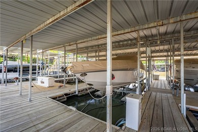 Move right in and start enjoying the lake! This turn-key - photo 48