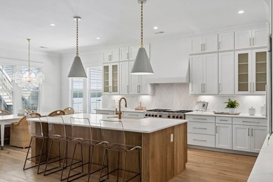 Welcome to 914 Lakeview Drive, a stunning new construction - photo 11