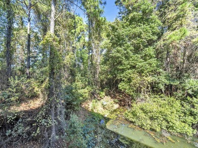 Sleeps 4! This beautifully updated 2nd-floor end-unit 1-bedroom - photo 21