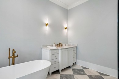 Welcome to 914 Lakeview Drive, a stunning new construction - photo 30