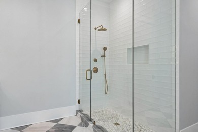 Welcome to 914 Lakeview Drive, a stunning new construction - photo 33