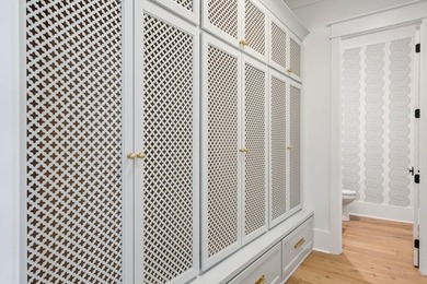 Welcome to 914 Lakeview Drive, a stunning new construction - photo 37