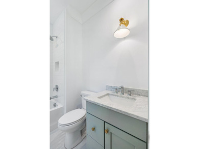 Welcome to 914 Lakeview Drive, a stunning new construction - photo 50