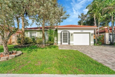 (private lake, pond, creek) Home For Sale in Coconut Creek Florida