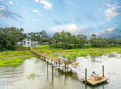 Welcome to 2102 Bay Street -- a one-of-a-kind Lowcountry - photo 13