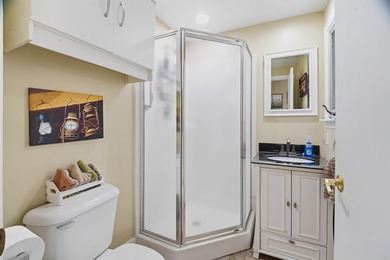 This beautiful character home features 4 bedrooms and 2 full - photo 14