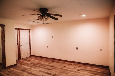 Great 3-bedroom, 2-bath home in a very secluded area in the - photo 19