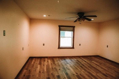 Great 3-bedroom, 2-bath home in a very secluded area in the - photo 20