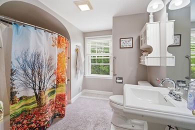 This beautiful character home features 4 bedrooms and 2 full - photo 23