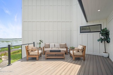 Welcome to 2102 Bay Street -- a one-of-a-kind Lowcountry - photo 25