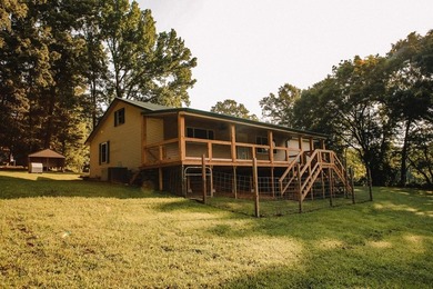 Great 3-bedroom, 2-bath home in a very secluded area in the - photo 33