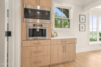 Welcome to 2102 Bay Street -- a one-of-a-kind Lowcountry - photo 34