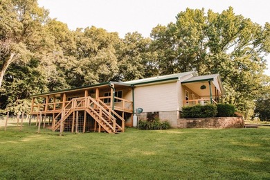 Great 3-bedroom, 2-bath home in a very secluded area in the - photo 34