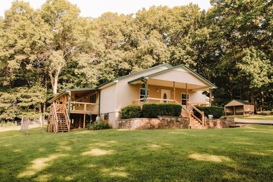 Great 3-bedroom, 2-bath home in a very secluded area in the - photo 35