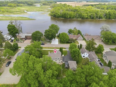This beautiful character home features 4 bedrooms and 2 full - photo 37