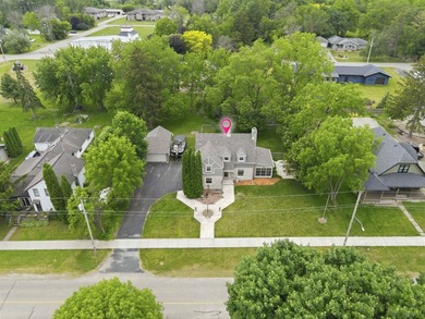 This beautiful character home features 4 bedrooms and 2 full - photo 40