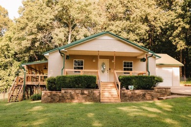 Great 3-bedroom, 2-bath home in a very secluded area in the - photo 41